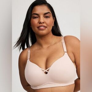 1 Nude + 1 Black Torrid Wireless Pushup Bras